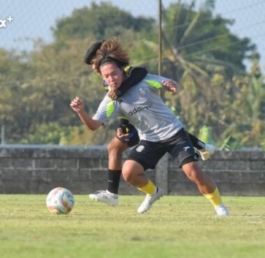 Duel Timnas Indonesia Vs Jepang Masih Jauh, Gelandang Nusantara United Sudah Yakin Samurai Biru Libas Skuad Garuda